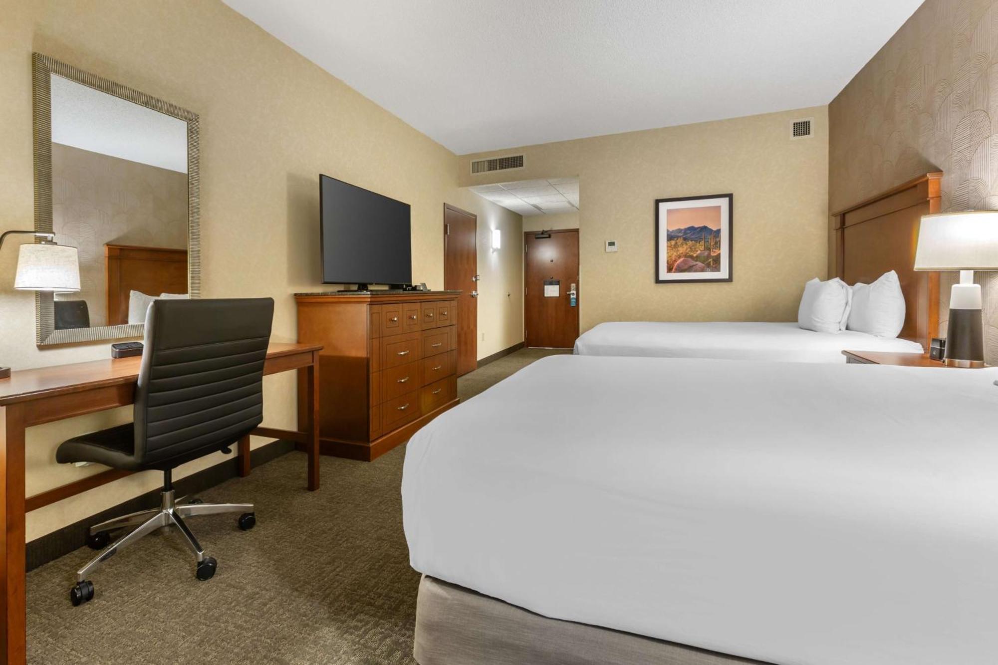 Drury Plaza Hotel Phoenix Tempe Bagian luar foto