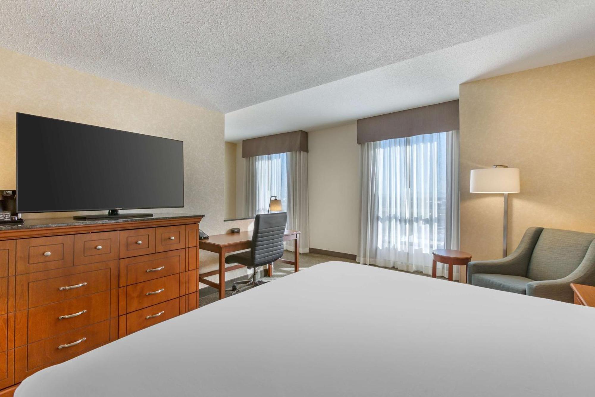 Drury Plaza Hotel Phoenix Tempe Bagian luar foto