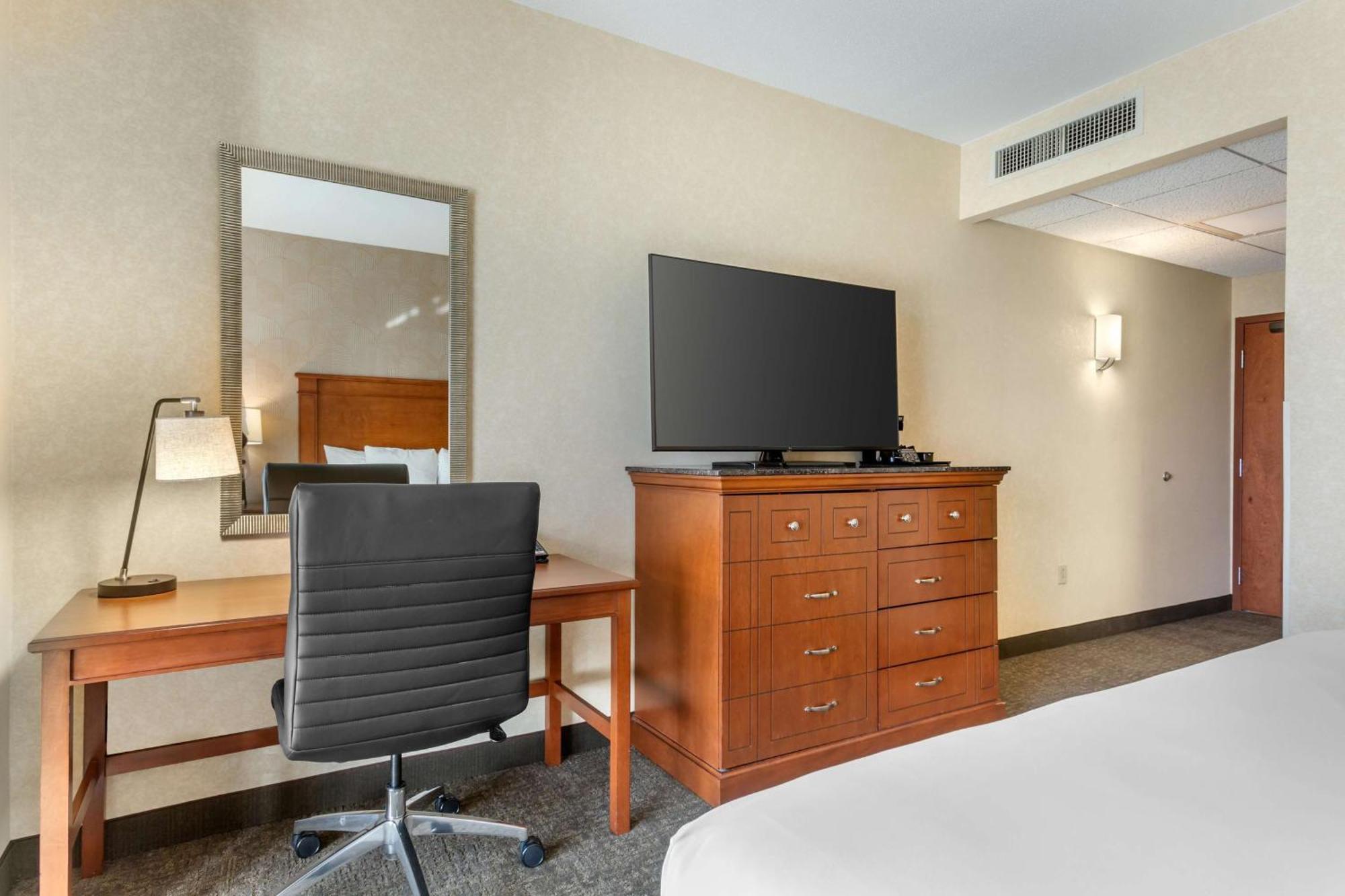 Drury Plaza Hotel Phoenix Tempe Bagian luar foto