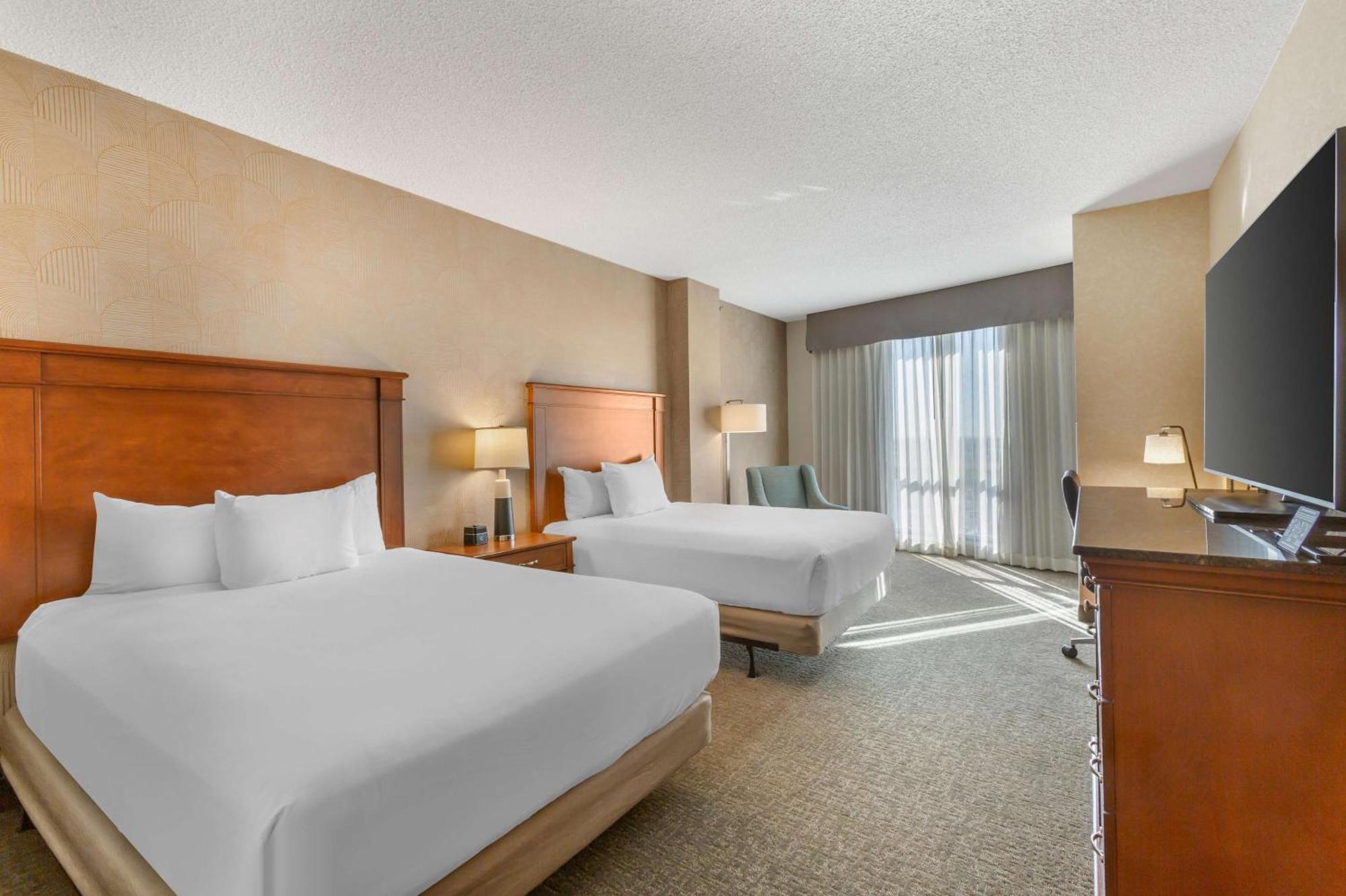 Drury Plaza Hotel Phoenix Tempe Bagian luar foto