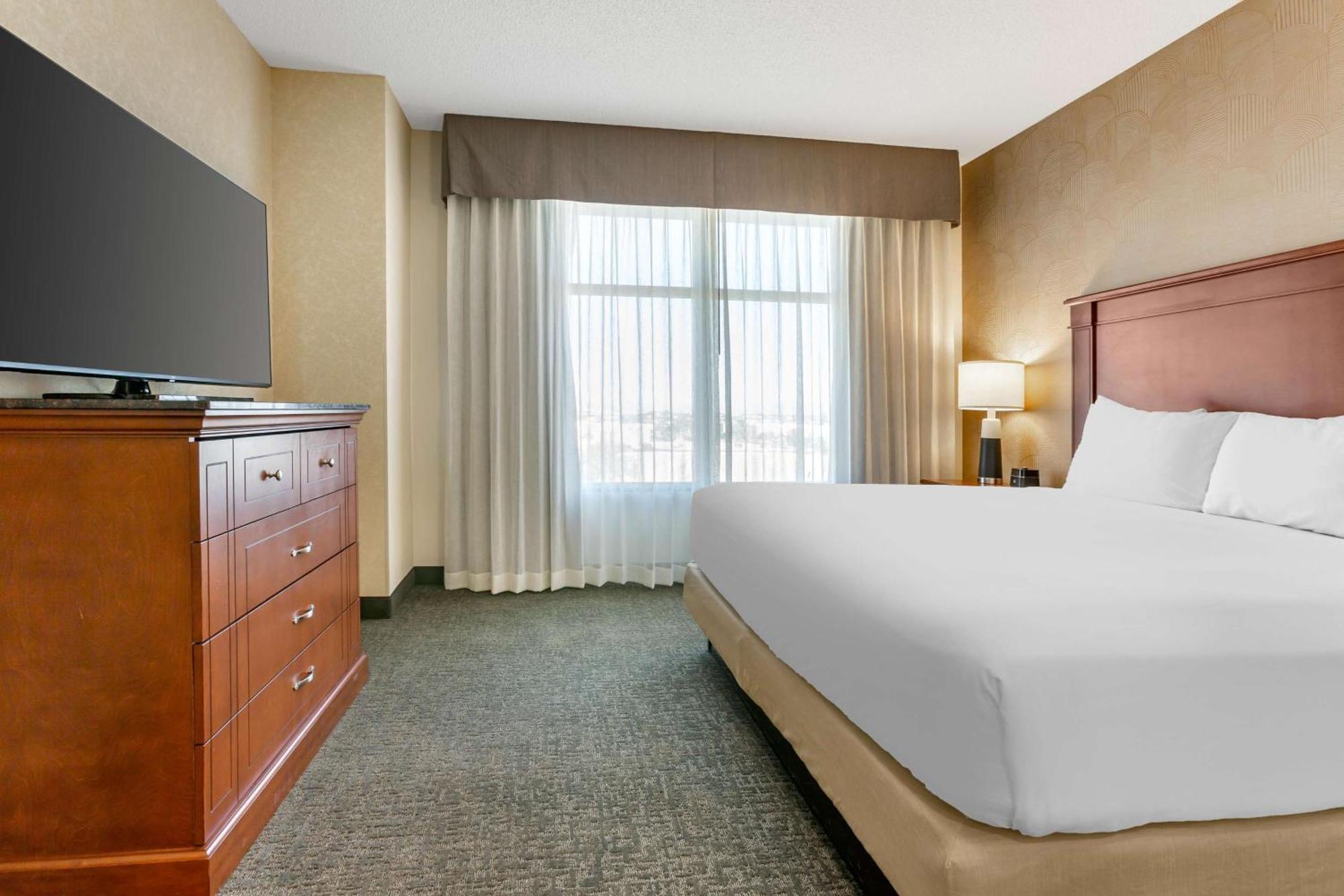 Drury Plaza Hotel Phoenix Tempe Bagian luar foto